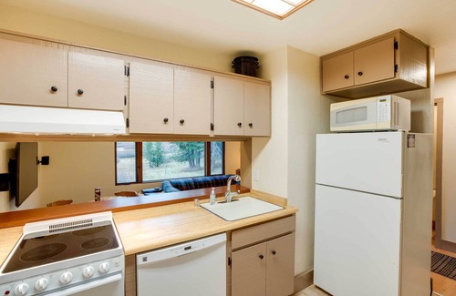 Kirkwood Condominio | Mountain Condo w/ Fireplace in Kirkwood Ski Resort