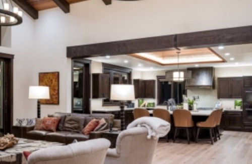 Ponderosa Palisades Casa | Mountain Luxury Home