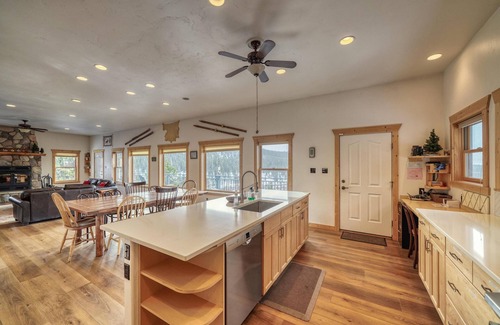 Leadville Casa | Mountain Majesty-Minutes to Ski Cooper-¡Pesca privada en su puerta!