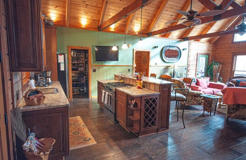 Hayesville Cabina | Mountain Retreat - 4/3 - hot tub, wrap around deck w/spectacular mountain views,