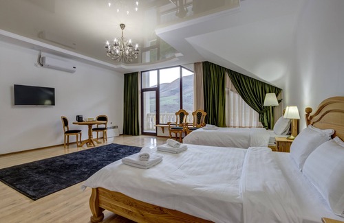 Chuy Province Complejo | Mountain View Hot Spring Resort