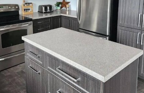 Papineau Regional County Municipality Casa | Mountain View with a HotTub, 7 mins-LacSimon