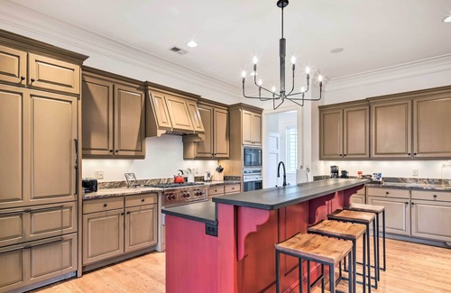 Mill Spring Casa | Mountain Views! Home in Bright's Creek Golf Club