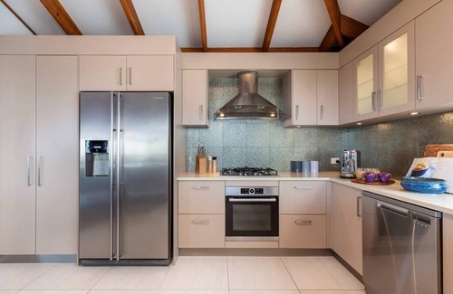 Buderim Casa | Mountains to coast - Bayu Lookout