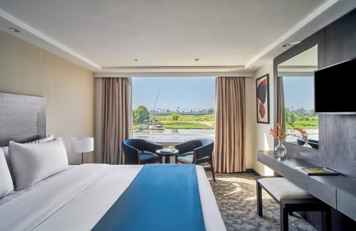 Luxor Alquiler De Eote | Mövenpick Royal Lily Nile Cruise, Every Monday Four Nights From Luxor, Every Friday Three Nights From Aswan - Including Excursions & Sightseeing