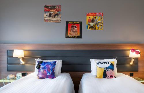 Westpoort Hotel | Moxy Amsterdam Houthavens