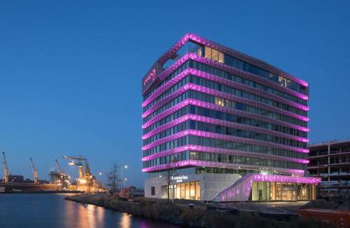 Westpoort Hotel | Moxy Amsterdam Houthavens