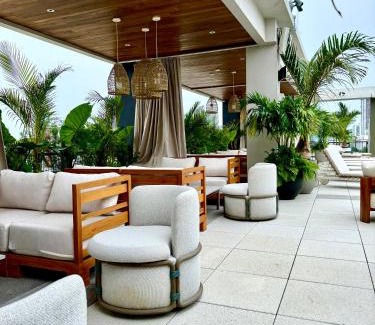 Wynwood Art District Hotel | Moxy Miami Wynwood