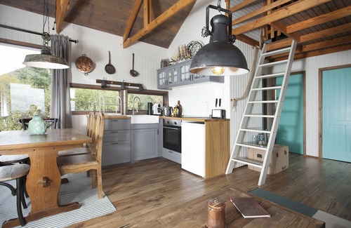 Borgarnes Cabina | Múlakot 2 -Cabina en una hermosa ubicación con impresionantes vistas desde el porche