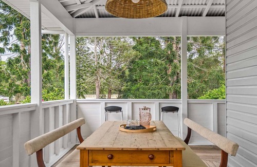 Mullumbimby Casa | Mullum River House - waterfront heritage home