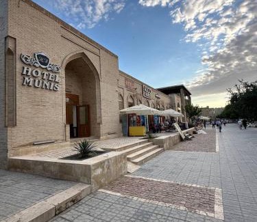 Buxoro Hotel | MUNIS Inn lyabi hauz ensemble