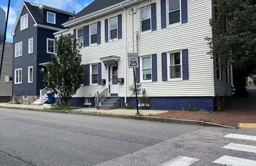 Munjoy Hill Casa | Munjoy Hill Haus- Experience the best location in Portland