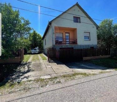 Sajoszentpeter Apartamento | Munkásszállás