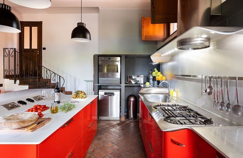 Pedara Villa | My Rental Homes - Villa Profumo with infinity saltwater pool and amazing sea view