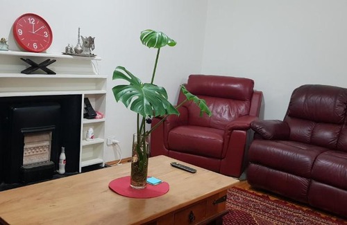 Seacombe Gardens Casa | My Secret Home on Sturt