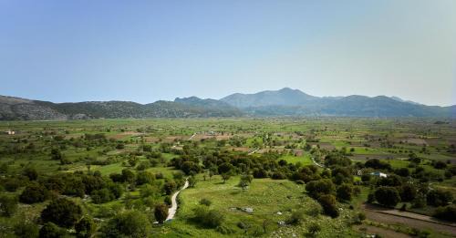 Plati Villa | Mylostassi Villas with Balcony Plunge Pool
