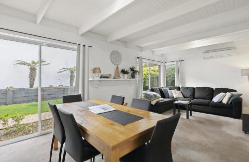 Anglesea Casa | Mysa Anglesea Sleeps 7 WiFi SmartTV Cafes Shops