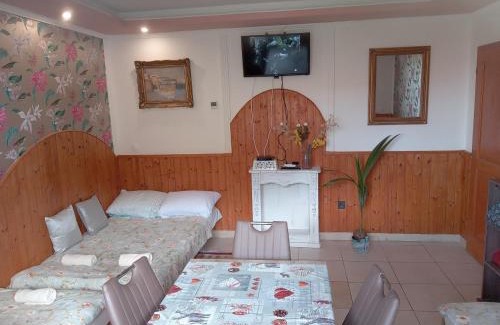 Lukacshaza Apartamento | Négy Évszak Vendégház