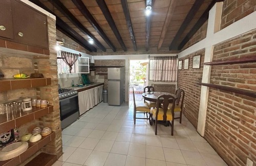 Colonia 5 de Diciembre Apartamento | 1BR tranquil studio with personal garden and beach access