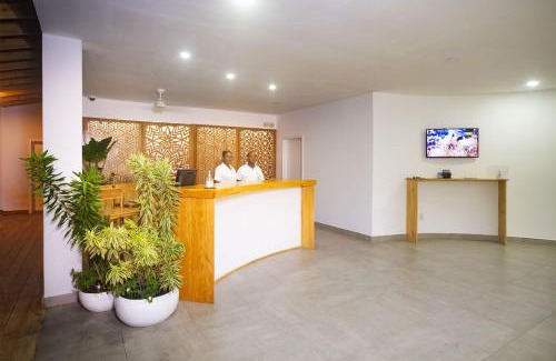 Antoneys Cay Hotel | Naboo Resort & Dive Center - Adults Only