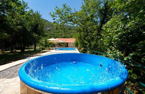 Cetinje Chalet De Esquí | NAJ village