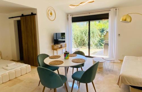 Nans-les-Pins Casa | Nanséa Lodge en Provence