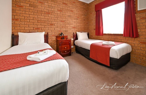 Narrandera Hotel | Narrandera Club Motor Inn