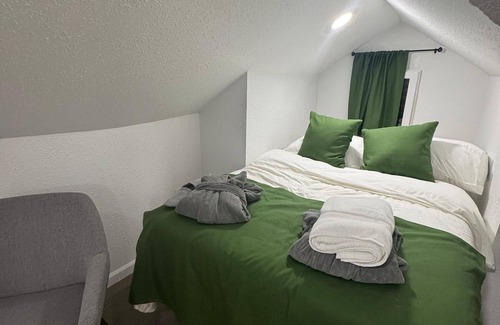 Downtown Los Angeles Casa | Naryn Guest house