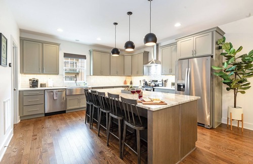 Historic Waverly Casa | Nashville Comfort-Mins to Broadway-12th S District