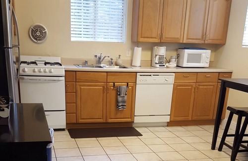 Ahwahnee Cama Y Desayuno | Nature's Inn Bed and Breakfast