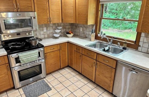 Bethlehem Casa | Nature's Nest - Indoor/Outdoor Forest Retreat; Fire Pit; Fireplace; onsite Brook