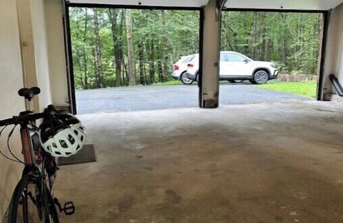 Bethlehem Casa | Nature's Nest - Indoor/Outdoor Forest Retreat; Fire Pit; Fireplace; onsite Brook