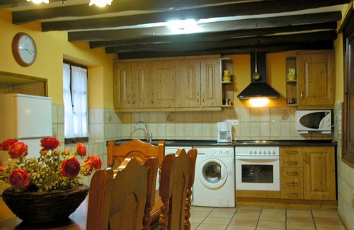 Valcarlos Cabaña | Caserío rural para 13 personas con wifi, chimenea y calefacción en Luzaide