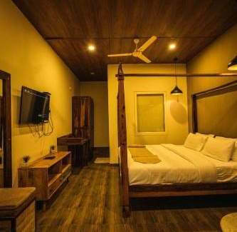 Dalhousie Hotel | Nazaara Nature Retreat