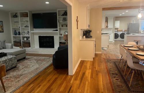 Etowah Casa | NC Mountain Fall Hiking Biking Waterfall Retreat Minutes to Brevard & Hendersonville