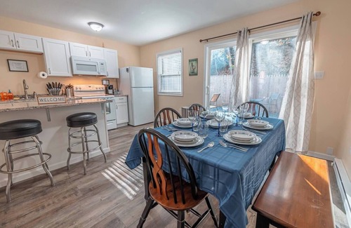 Saylorsburg Casa | Near Hiking & Water Parks!*Wi-Fi*Fireplace*Patio*