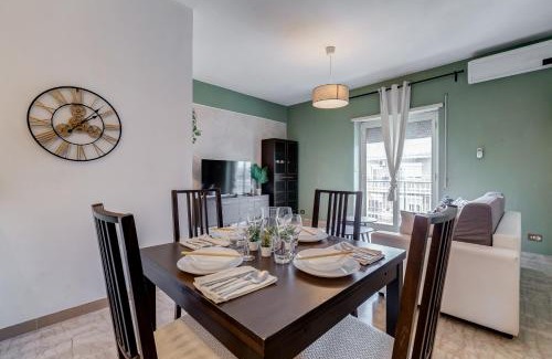 Cinecitta Apartamento | Near Metro A - Modern Boho Style Apartment