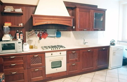 Atri Casa | Cerca de Pescara, un palacio anexado del siglo XVIII en Atri histórico