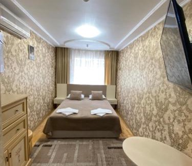 Yavory Hotel | Near the Lake