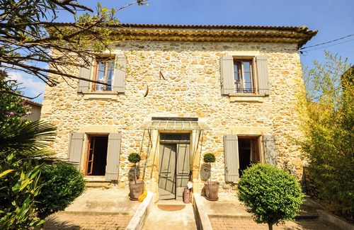 Saint-Pons-la-Calm Casa | Cerca de UZES- ENCANTO- Centro del pueblo- Piscina climatizada- Acogedor-Muy bien equipado