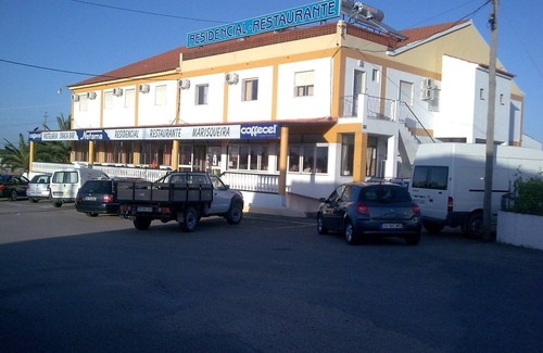 Murca Hotel | Nefama Pensao - Dormitorio III