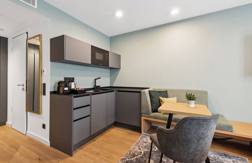 Schwanthalerhohe Apartamento | Nena Apartments München City