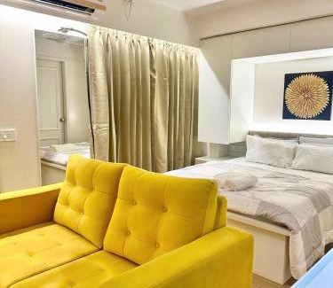 Viman Nagar Apartamento | Neon Vimannagar studio near Pune Airport Symbiosis College 5 min walk