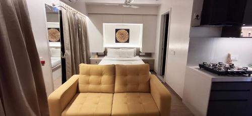 Viman Nagar Apartamento | Neon Vimannagar studio near Pune Airport Symbiosis College 5 min walk