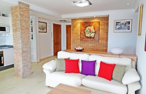 Daimuz Apartamento | NEPTUNO 2ºESC- 3º PISO - PUERTA9