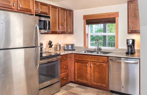 Deer Harbor Complejo | Ubicado dentro de 11 acres en la Isla Orcas