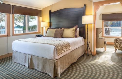 Deer Harbor Complejo | Ubicado dentro de 11 acres en la Isla Orcas