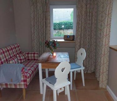 Mutzschen Apartamento | NEU! Ferienwohnung Böhlitz Neun