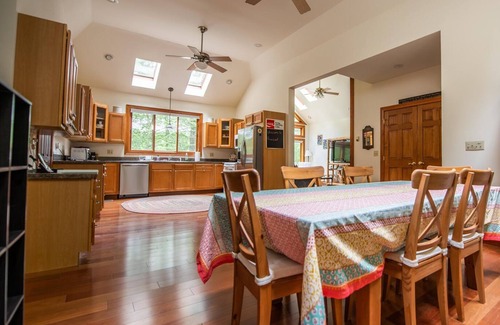 Eagles Mere Cabaña | Desvíate a "Neverland" en Eagles Mere