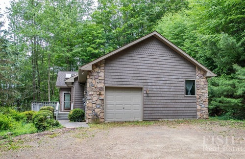 Eagles Mere Cabaña | Desvíate a "Neverland" en Eagles Mere